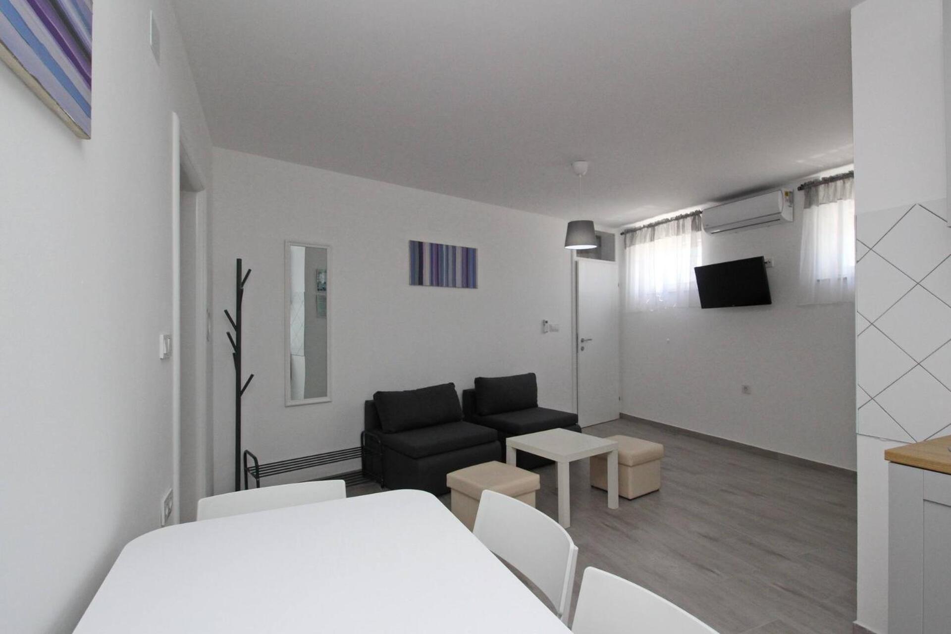 House Lavanda - Kricin, underground level apartment Baška Buitenkant foto
