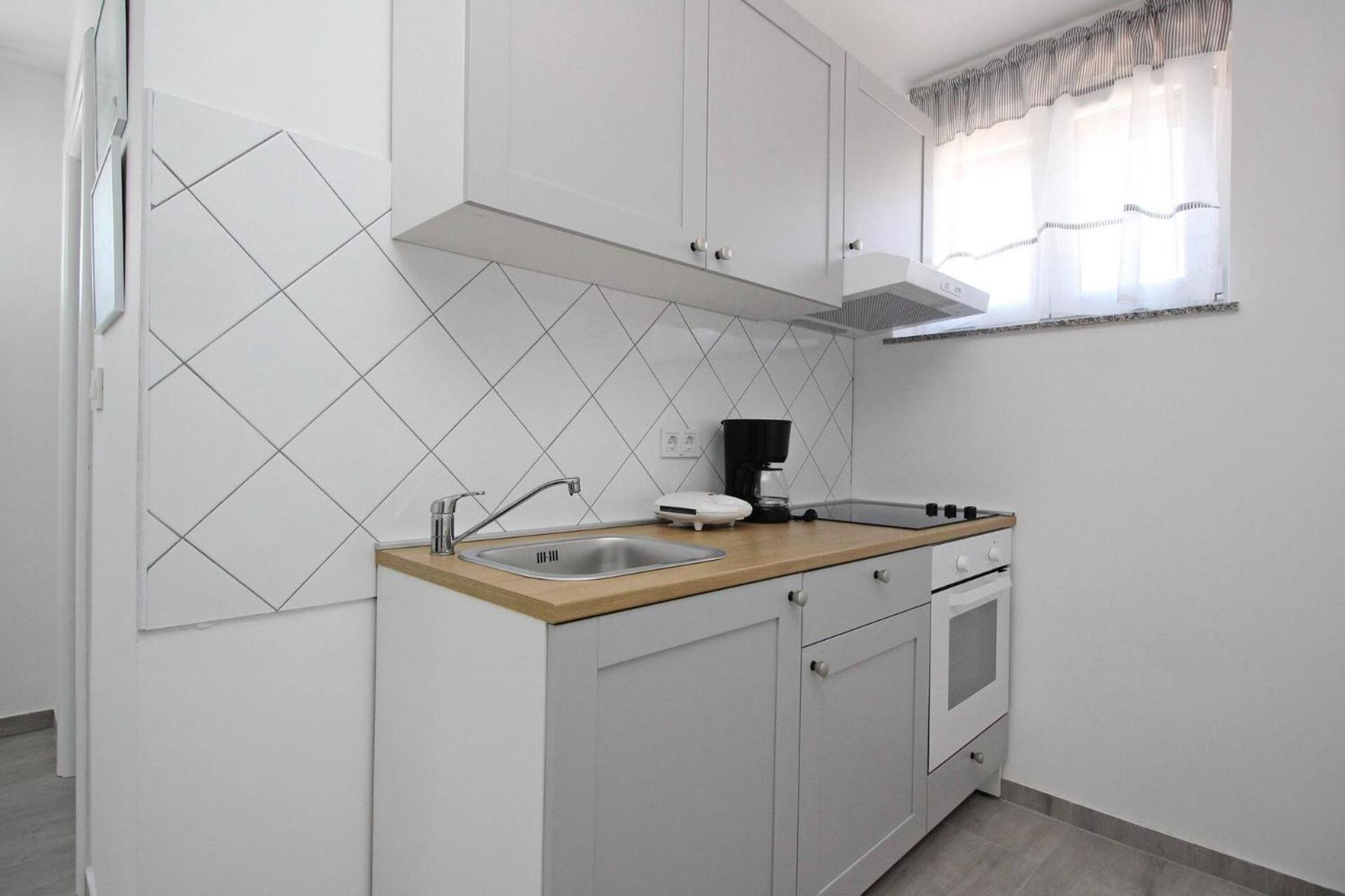 House Lavanda - Kricin, underground level apartment Baška Buitenkant foto